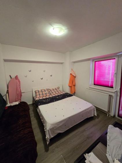 Apartament cu 3 camere decomandat în Unirii
