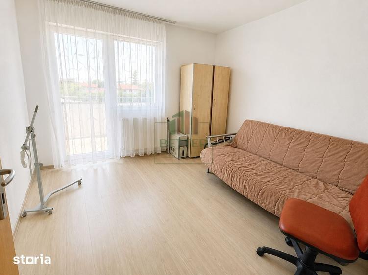 Apartament cu 3 camere decomandat în Apărătorii Patriei