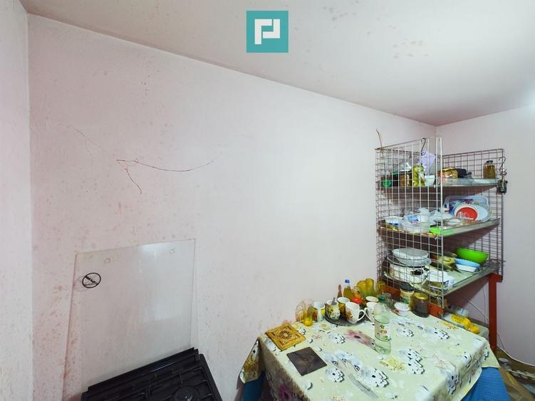 Casă individuală cu 2 camere cu Canalizare în Ghioroc