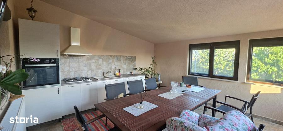 Casă cu 4 camere cu Teren 450 Mp în Clinceni