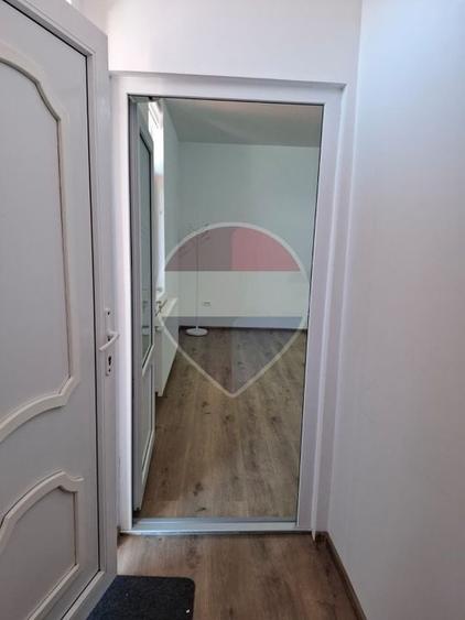 Spațiu comercial, de 50 mp, în Ultracentral