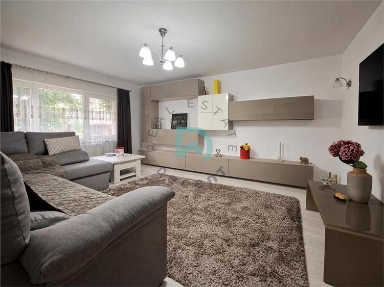 Apartament cu 4 camere decomandat, mobilat în Scriitorilor