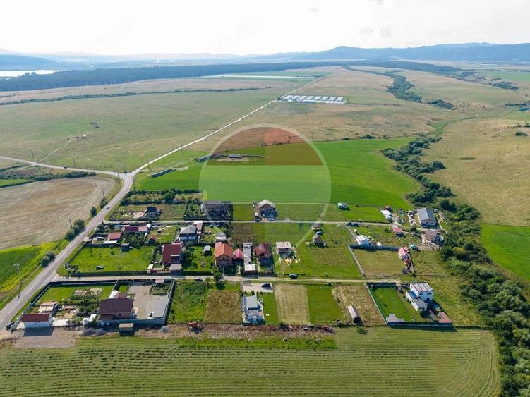 Teren de 1100 mp, în Satu Nou