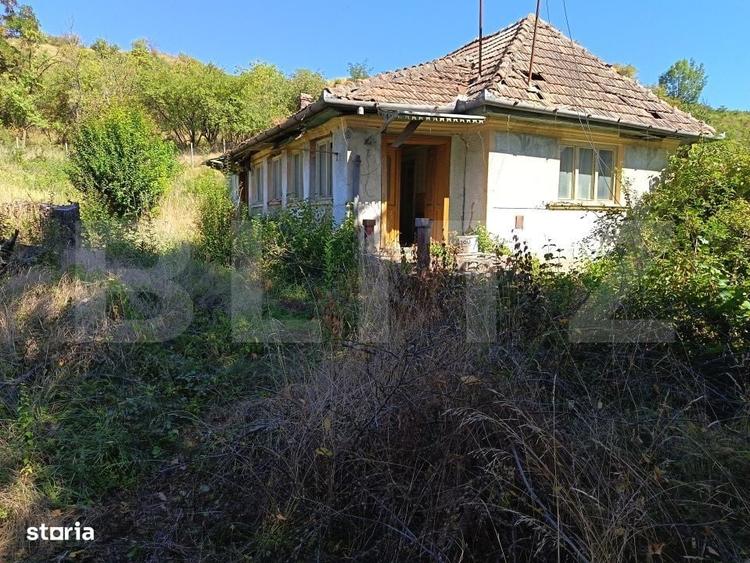 Teren intravilan, 2350 mp, casa demolabila, zona Turda - 2