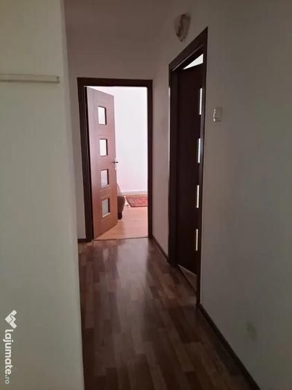 Apartament 3 camere,decomandat,2 bai, zona Siretului. - 1