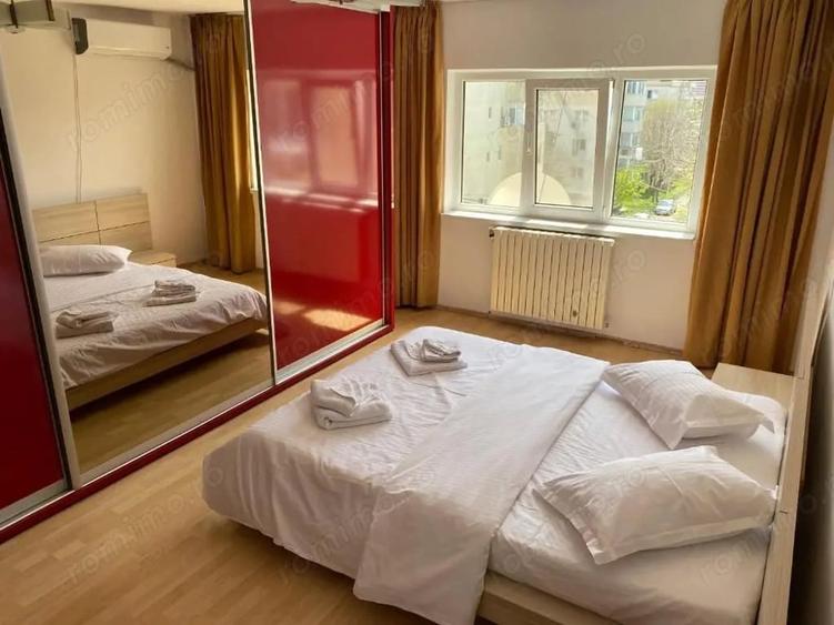Apartament cu 2 camere, mobilat în Est