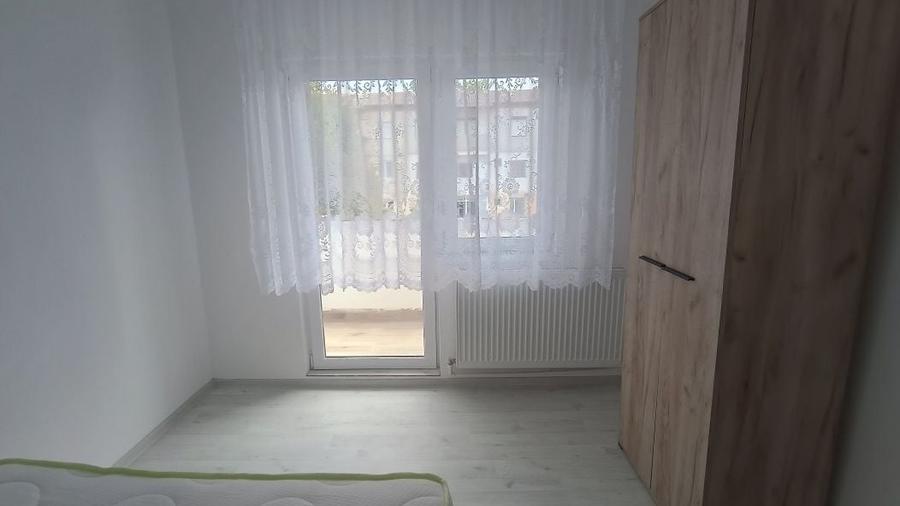 Apartament cu 2 camere în Micro 15
