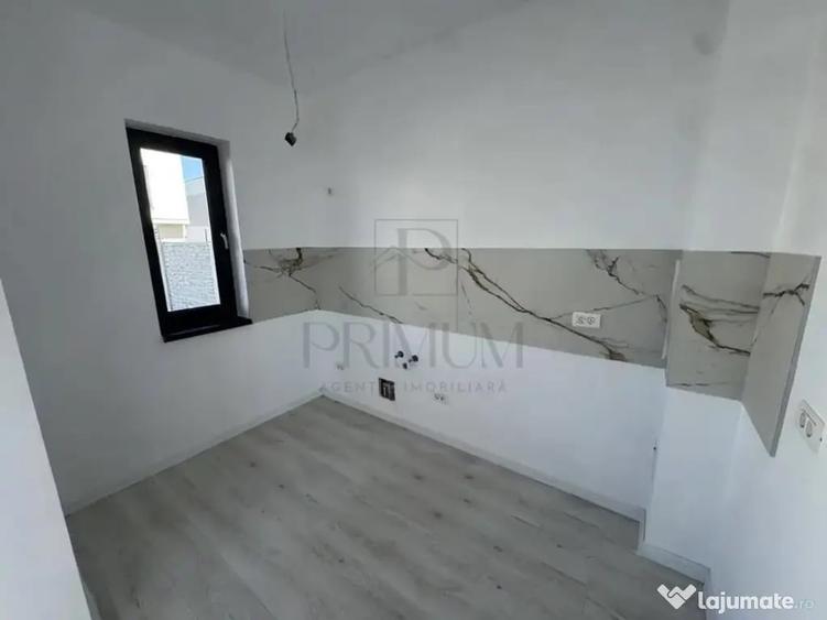 Casă cu 5 camere cu Teren 220 Mp în Mehala