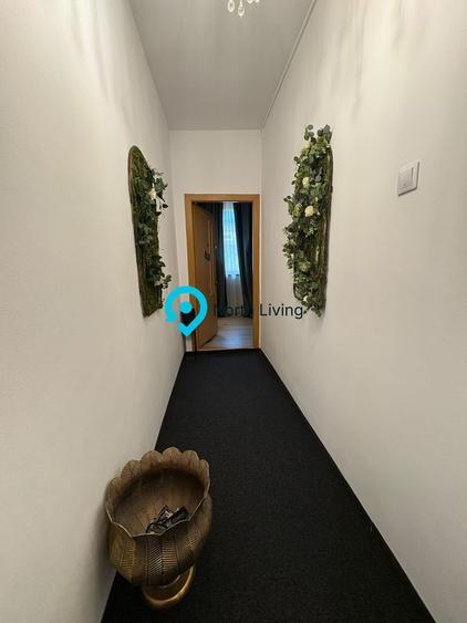 Apartament cu 4 camere semidecomandat în Aviatorilor
