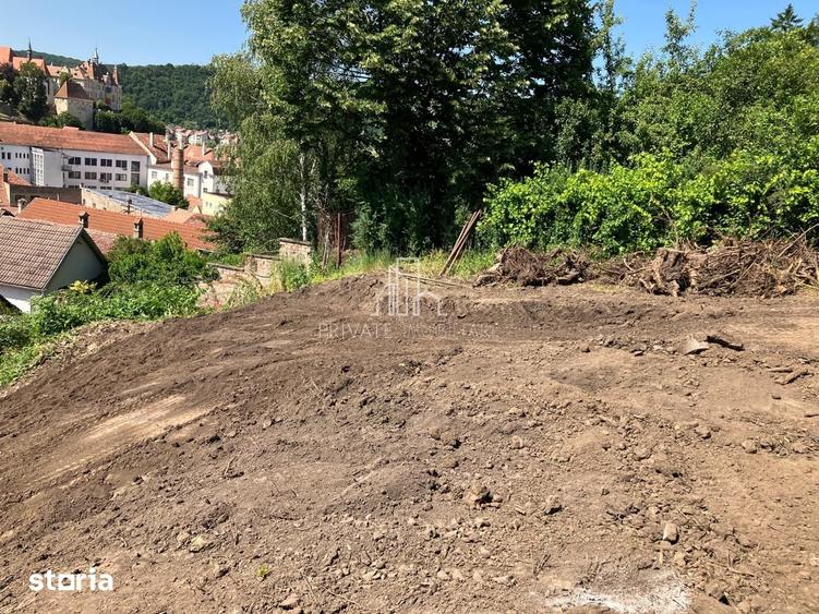 Casă cu 3 camere cu Teren 902 Mp în Central