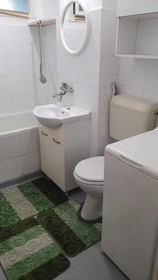 Apartament cu 2 camere nedecomandat în Astra