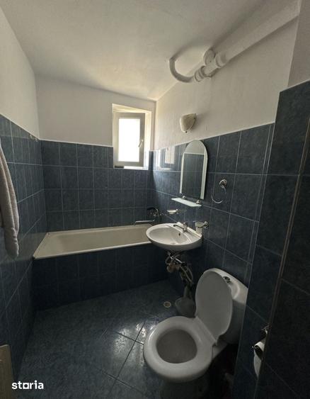 Apartament cu 2 camere decomandat în Calea București