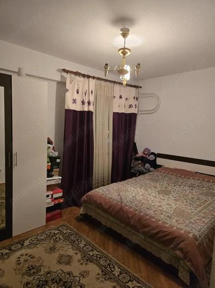 Apartament cu 4 camere decomandat în Central