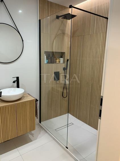 Apartament cu 2 camere decomandat, mobilat în Vest