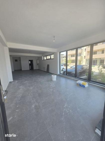 Spațiu comercial, de 90.05 mp, în Central