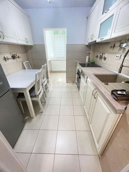 Apartament cu 3 camere decomandat, mobilat în Păcurari