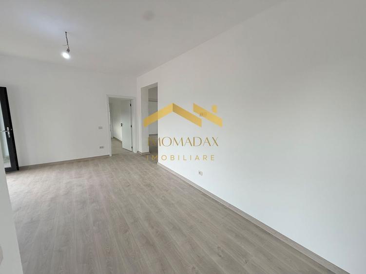 Casă individuală cu 4 camere cu Canalizare în Sânmihaiu Român