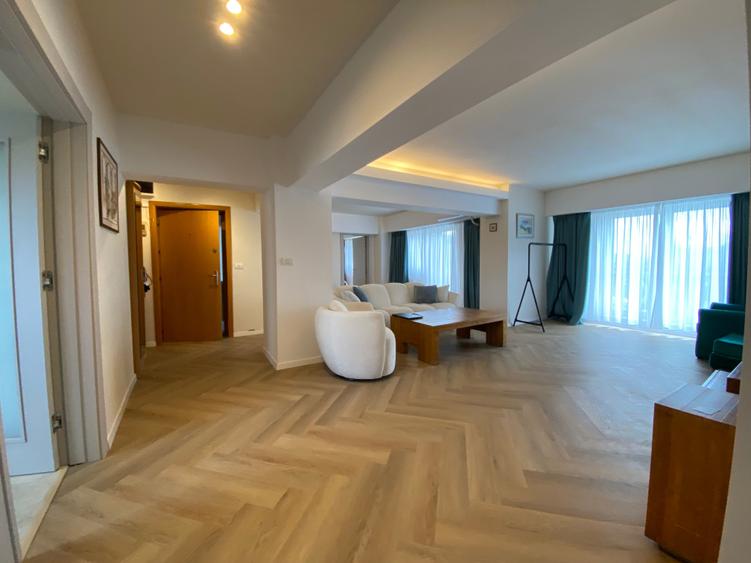 Lovely 3 bedroom apartment transformed into 2 bedrooms next to the Unirii Square - 9