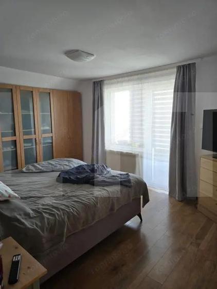 Apartament cu 3 camere decomandat în Moșnița Nouă