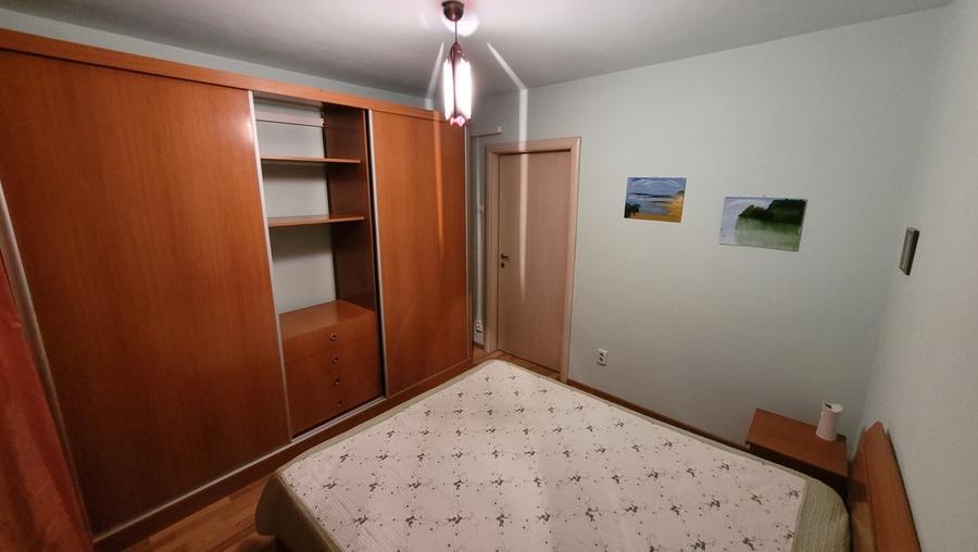 Apartament cu 2 camere decomandat în Lacul Tei