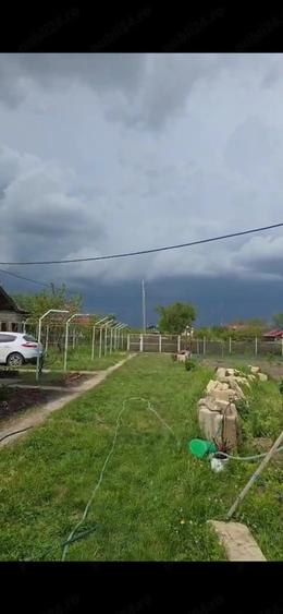 Casă cu 2 camere cu Teren 4200 Mp în Mozăceni