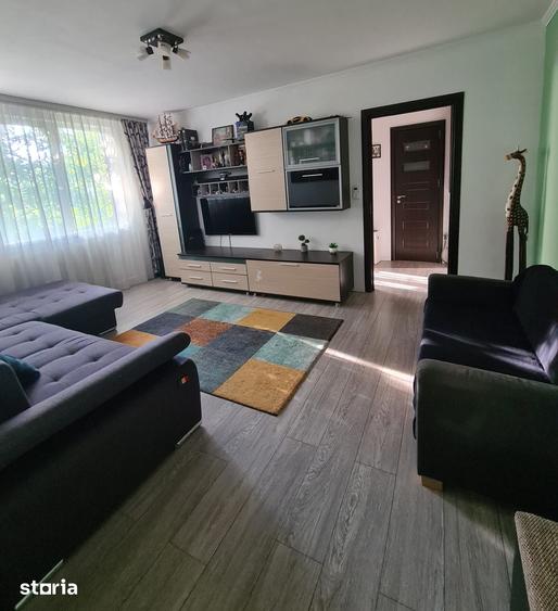 Apartament cu 3 camere în Militari