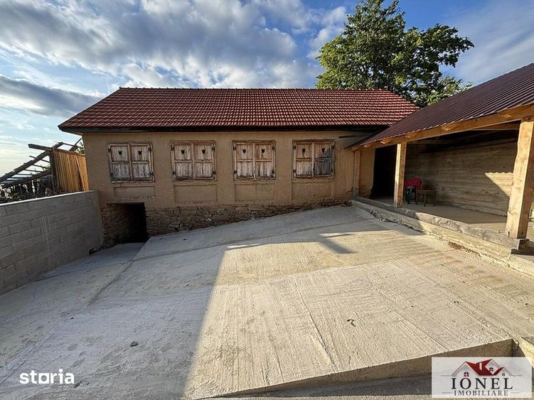 Casă cu 3 camere cu Teren 87271 Mp în Săsciori