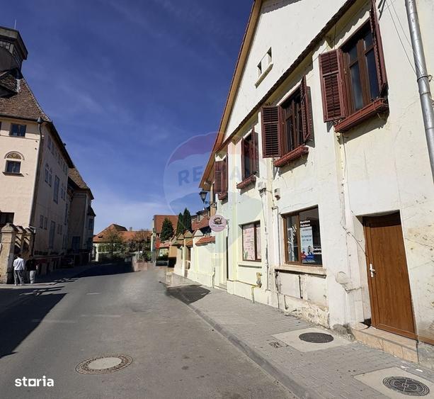 Spațiu comercial, de 35 mp, în Central