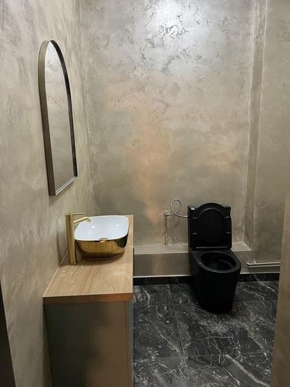 Spațiu comercial, de 211 mp, în Central