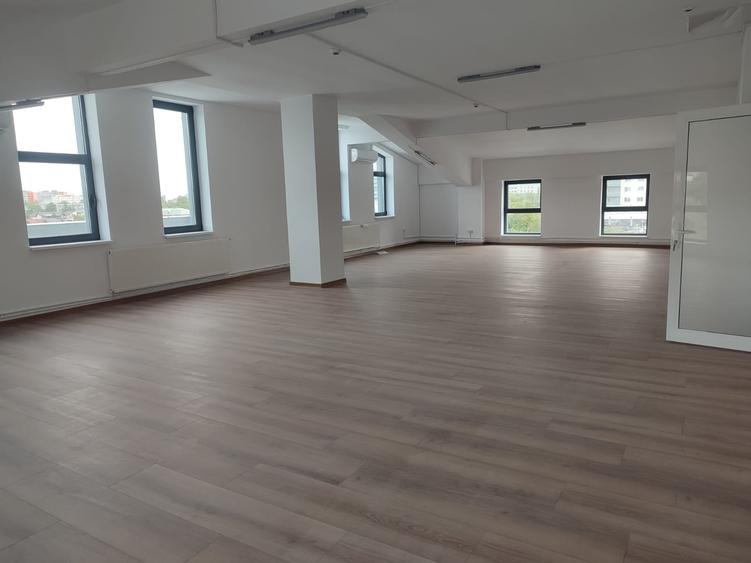 Spațiu comercial, de 30 mp, în Galata
