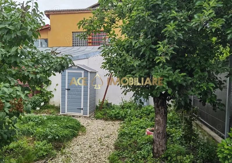 Casă individuală cu 6 camere cu Canalizare în Băneasa