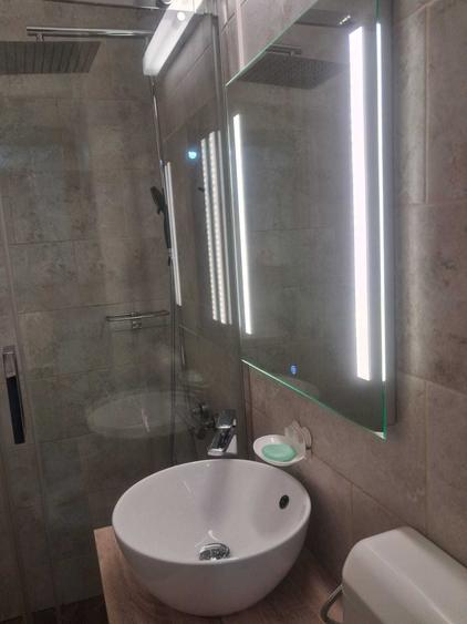 Garsonieră decomandată în Brâncoveanu