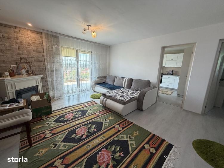 Casă cu 4 camere cu Teren 1175 Mp în Central