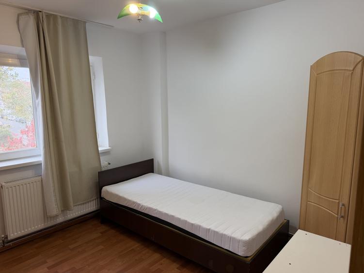 Apartament cu 3 camere decomandat, mobilat în Mihai Viteazul