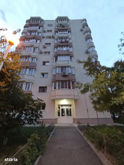 Apartament cu 3 camere în Tei