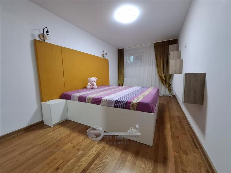 Apartament cu 4 camere decomandat, mobilat în Cug