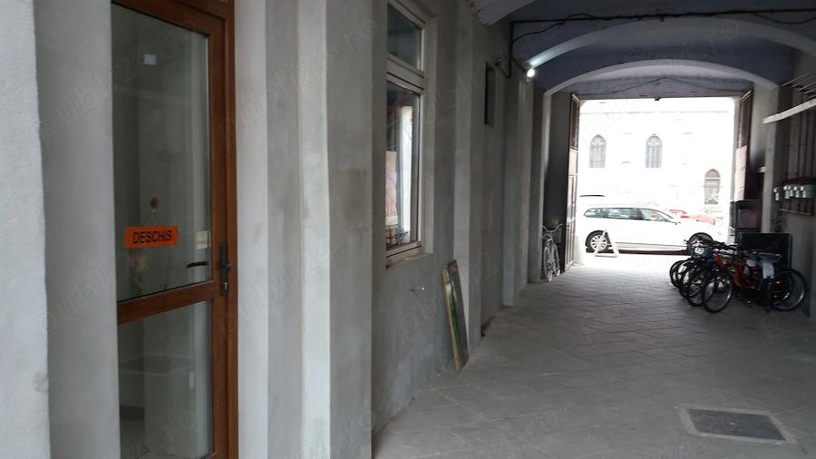 Spațiu comercial, de 27 mp, în Central