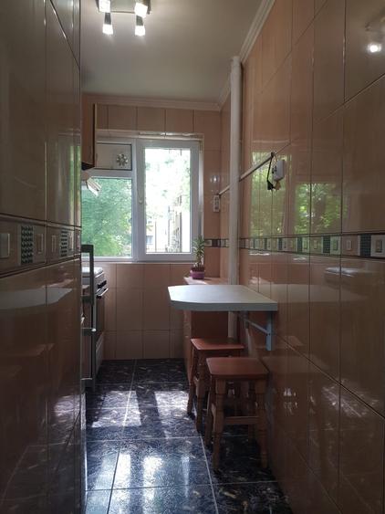 Apartament cu 2 camere semidecomandat în P-ța Reșița