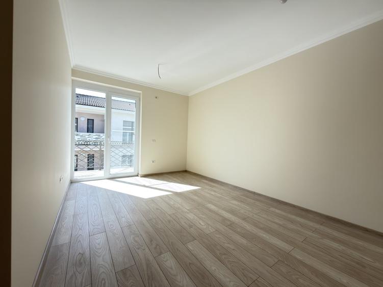 Apartament cu 3 camere decomandat în Giroc