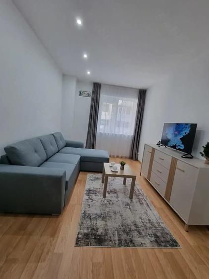 Apartament cu 2 camere decomandat în Vitan