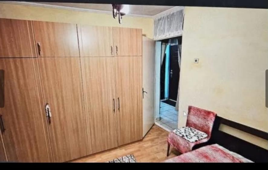 apartament 2 camere zona Poarta 6 mobilat 54 mp - 1