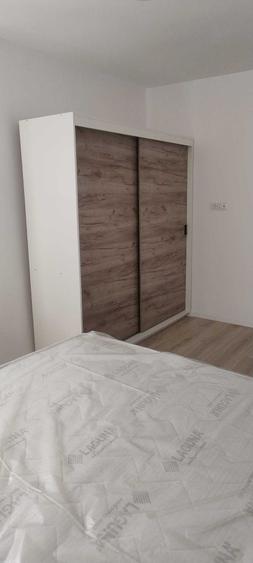 Apartament cu 2 camere semidecomandat în Apărătorii Patriei