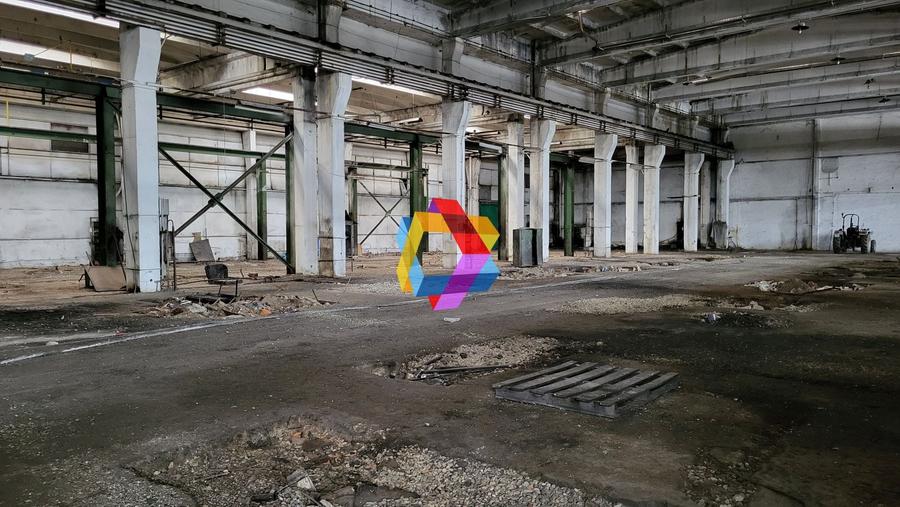 Spațiu industrial, de 1,137 mp, în Nord