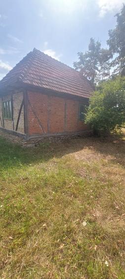 Casă cu 4 camere în Susani