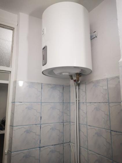 Garsonieră decomandată în UTA