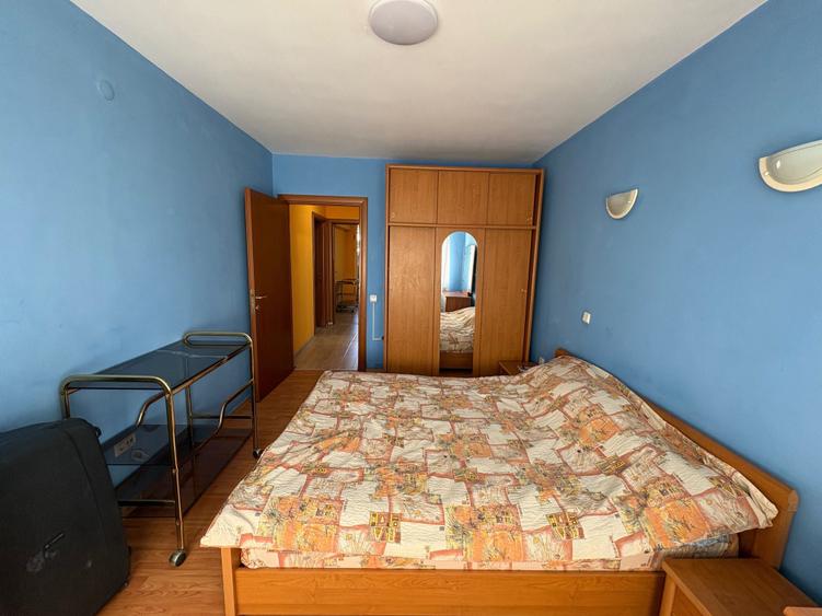 Apartament cu 3 camere semidecomandat în Basarab