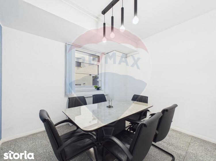 Apartament 4 camere recompartimentat din 3, P-ta Unirii | Parcare - 9