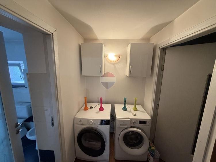 Casă individuală cu 4 camere cu Teren 2500 Mp în Bolotești