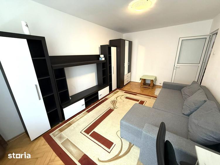Apartament cu 2 camere decomandat în Galata