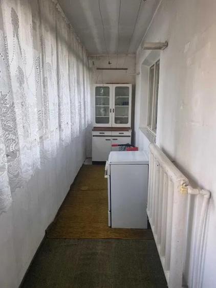 Apartament cu 3 camere decomandat în Canta